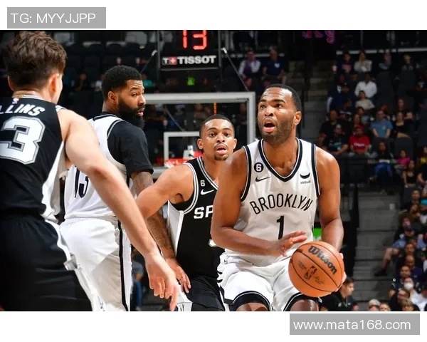 马刺与凯尔特人激战正酣98篮球网11月2号精彩赛事回顾与分析 马刺与凯尔特人激战正酣98篮球网11月2号精彩赛事回顾与分析